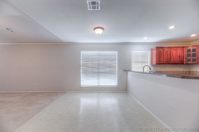 19719 E 45th Street, Broken Arrow, OK 74014