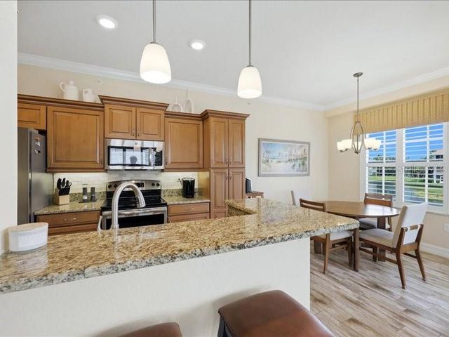 600 SAN LINO CIRCLE 624, Venice, FL 34292