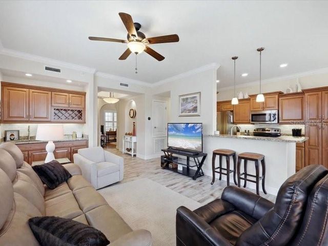 600 SAN LINO CIRCLE 624, Venice, FL 34292