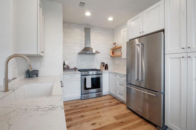 750 Harbor Cliff Way 102, Oceanside, CA 92054