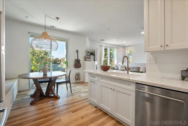 750 Harbor Cliff Way 102, Oceanside, CA 92054