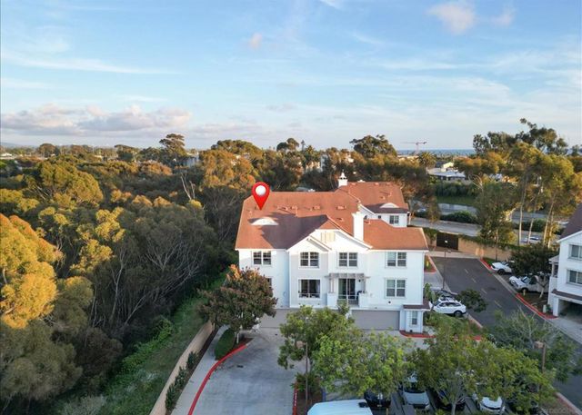 750 Harbor Cliff Way 102, Oceanside, CA 92054
