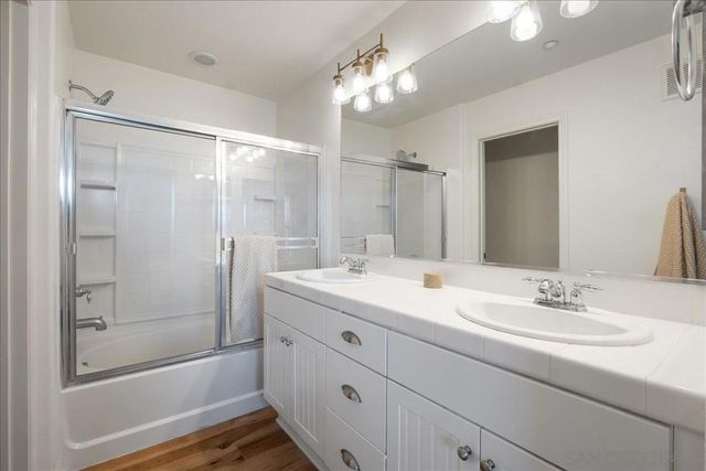 750 Harbor Cliff Way 102, Oceanside, CA 92054