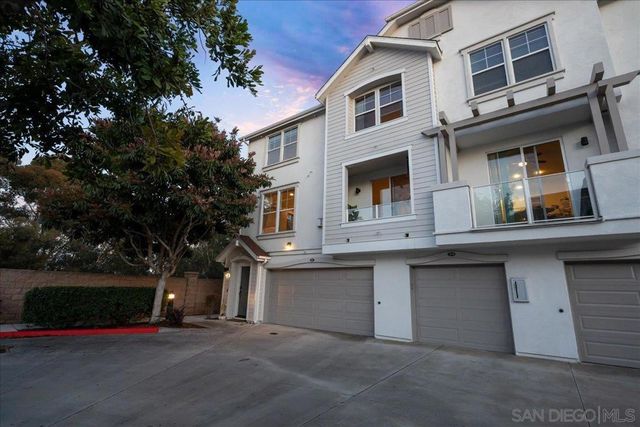 750 Harbor Cliff Way 102, Oceanside, CA 92054