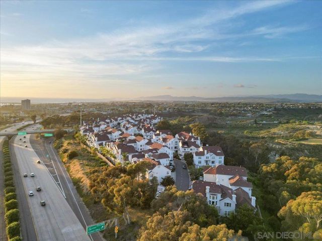 750 Harbor Cliff Way 102, Oceanside, CA 92054