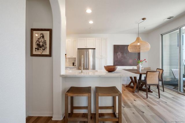 750 Harbor Cliff Way 102, Oceanside, CA 92054