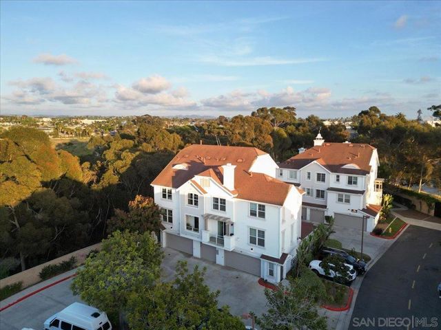 750 Harbor Cliff Way 102, Oceanside, CA 92054