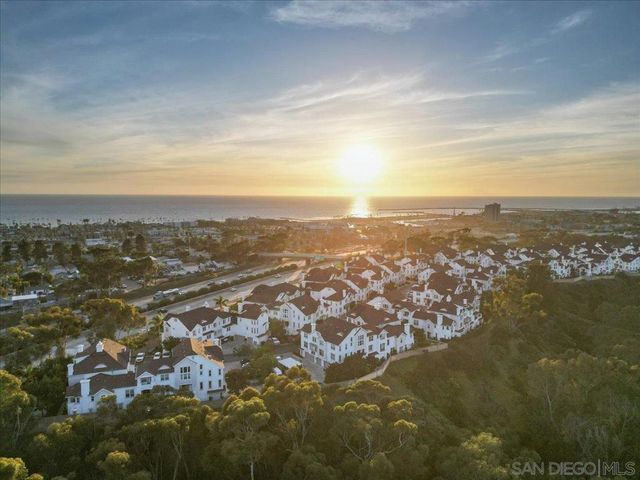 750 Harbor Cliff Way 102, Oceanside, CA 92054