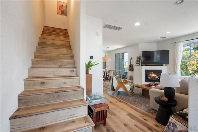 750 Harbor Cliff Way 102, Oceanside, CA 92054