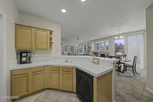 6280 Ingleston Drive Apt 122, Sparks, NV 89436