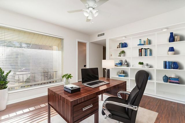 2945 Country Place Circle, Carrollton, TX 75006