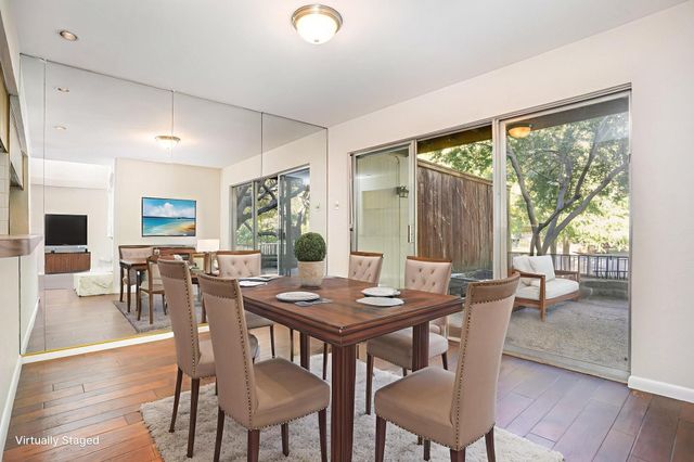 2945 Country Place Circle, Carrollton, TX 75006