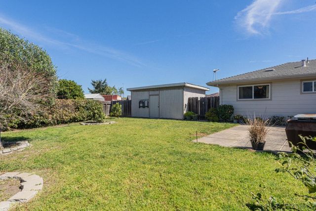 1519 Los Altos Way, Salinas, CA 93906