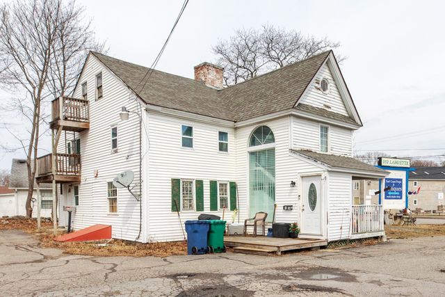 852 Lafayette Road, Hampton, NH 03842