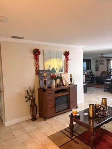 3357 COMMODORE Court, West Palm Beach, FL 33411