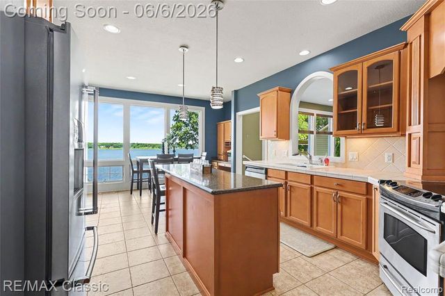 5118 S Shore Drive, Whitehall, MI 49461
