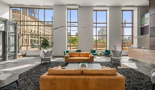 99 Kneeland St 1701, Boston, MA 02111