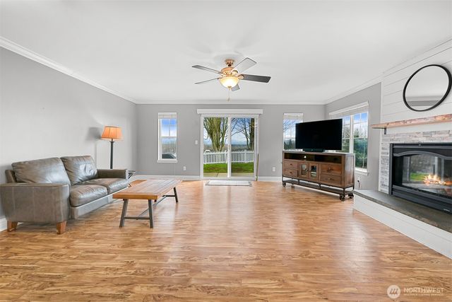 6204 Lincoln Drive, Ferndale, WA 98248