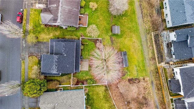6204 Lincoln Drive, Ferndale, WA 98248