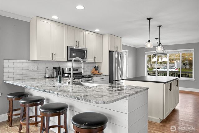 6204 Lincoln Drive, Ferndale, WA 98248