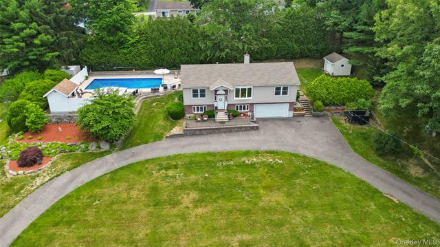26 Pugsley Parkway, Cortlandt Manor, NY 10567