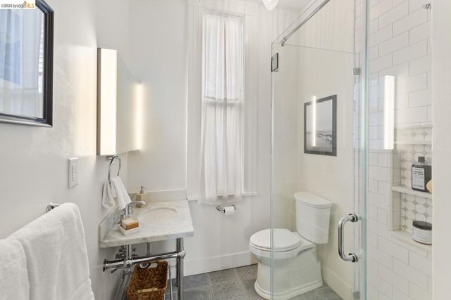2811 Parker St, Berkeley, CA 94704