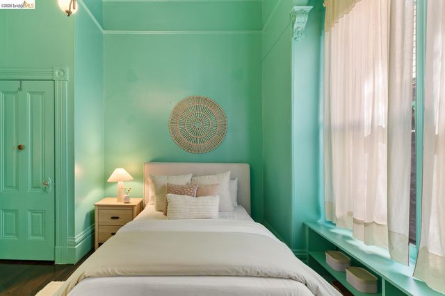 2811 Parker St, Berkeley, CA 94704