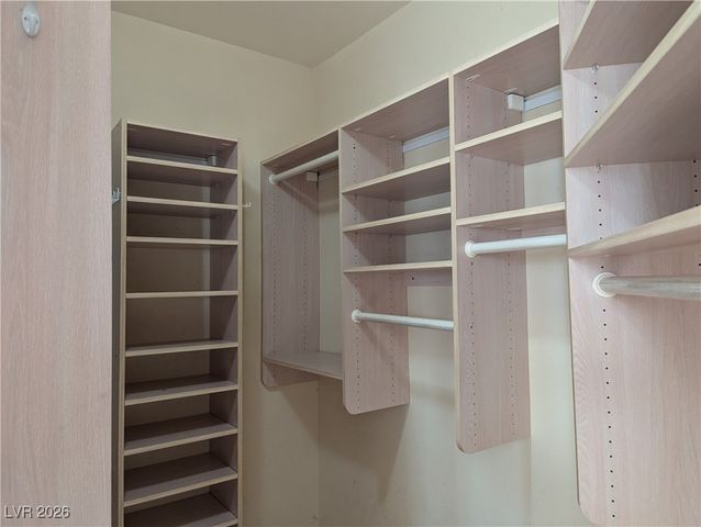 2562 Orangeglory Drive, Henderson, NV 89052