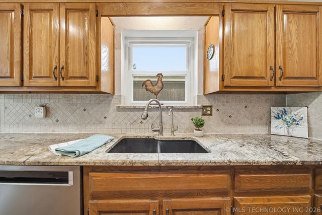 4517 W Tacoma Street, Broken Arrow, OK 74012