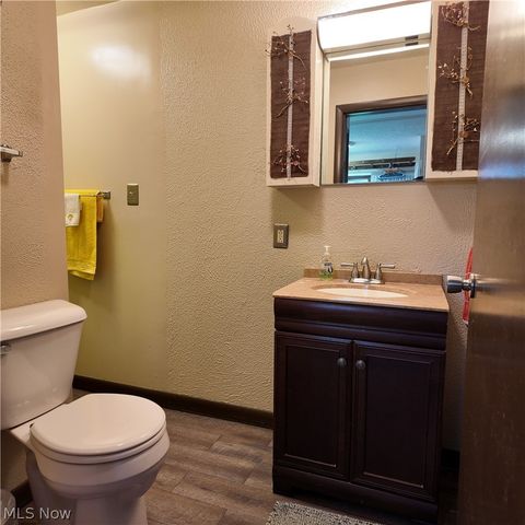 67156 Joella Drive, St Clairsville, OH 43950