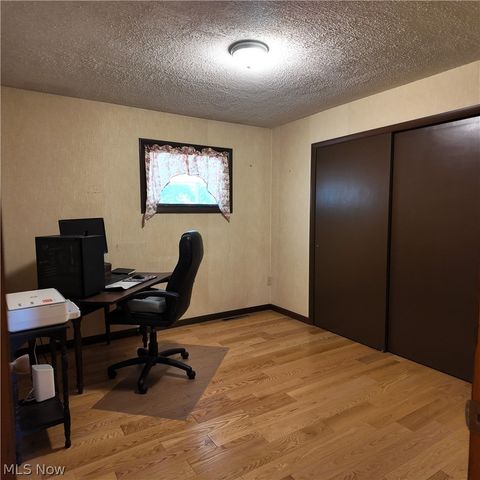 67156 Joella Drive, St Clairsville, OH 43950