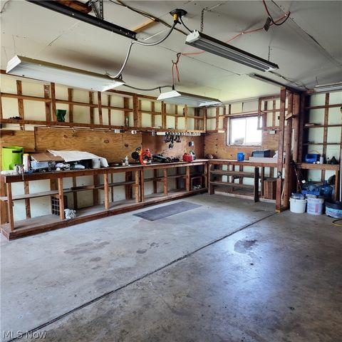 67156 Joella Drive, St Clairsville, OH 43950