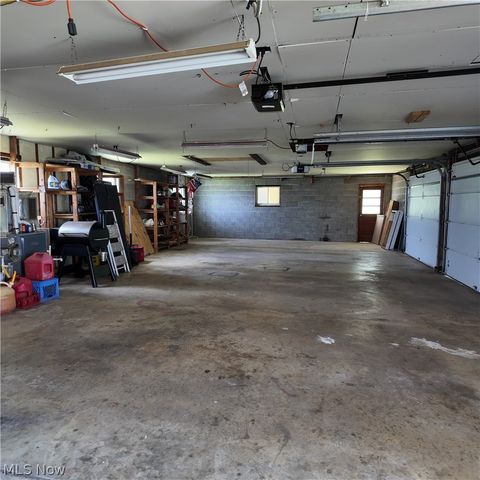 67156 Joella Drive, St Clairsville, OH 43950