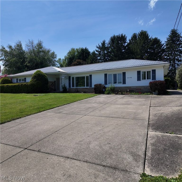 67156 Joella Drive, St Clairsville, OH 43950