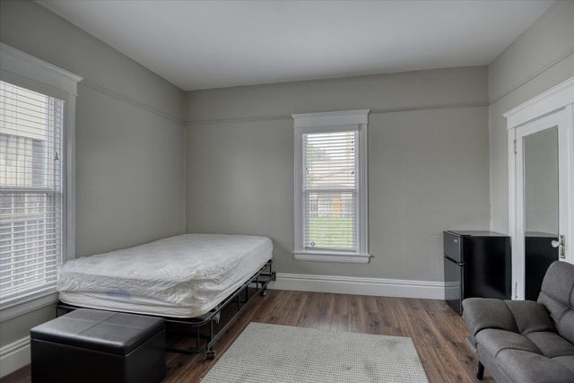 11 E Sinto Ave, Spokane, WA 99202