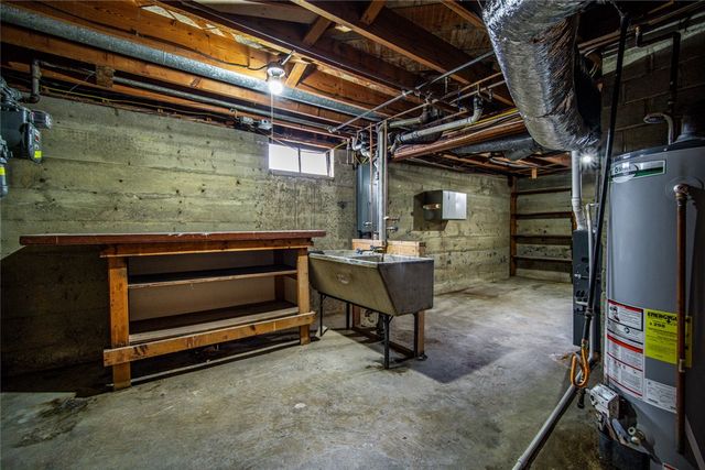 1706 Park Drive, Middletown, OH 45044