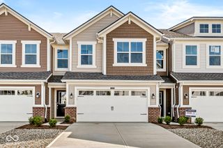 7651 Marin Parkway, Cumberland, IN 46229