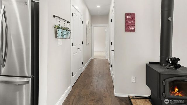 17718 Mulqueen Road SE, Rainier, WA 98576