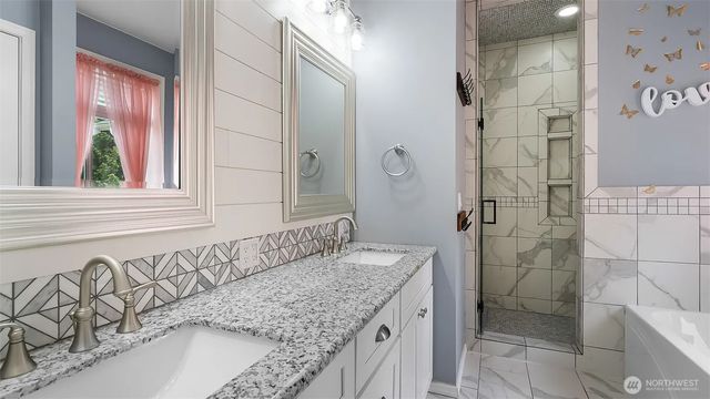 17718 Mulqueen Road SE, Rainier, WA 98576