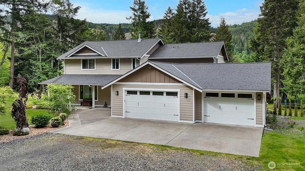 17718 Mulqueen Road SE, Rainier, WA 98576