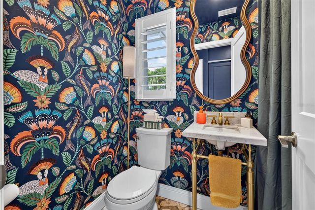 616 PINELAND AVENUE, Clearwater, FL 33756