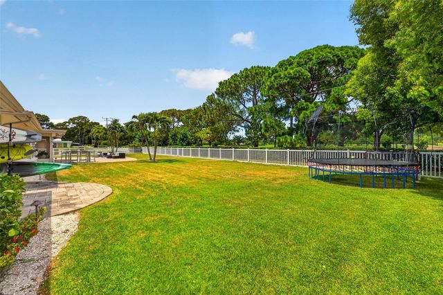 616 PINELAND AVENUE, Clearwater, FL 33756