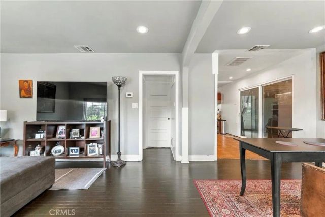 5139 Irvington Place, Los Angeles, CA 90042