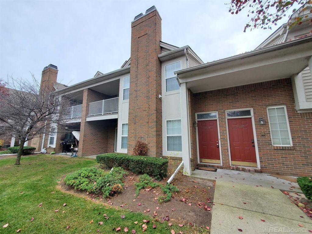 14516 Holborn Drive, Sterling Heights, MI 48313