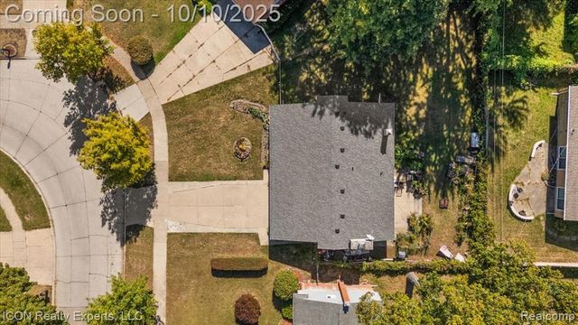 21901 Concord Street, Southfield, MI 48076