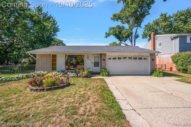 21901 Concord Street, Southfield, MI 48076