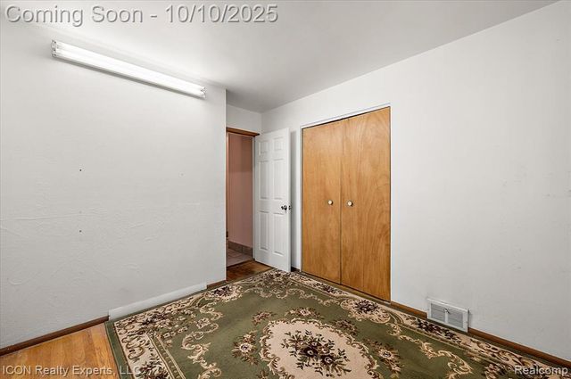 21901 Concord Street, Southfield, MI 48076