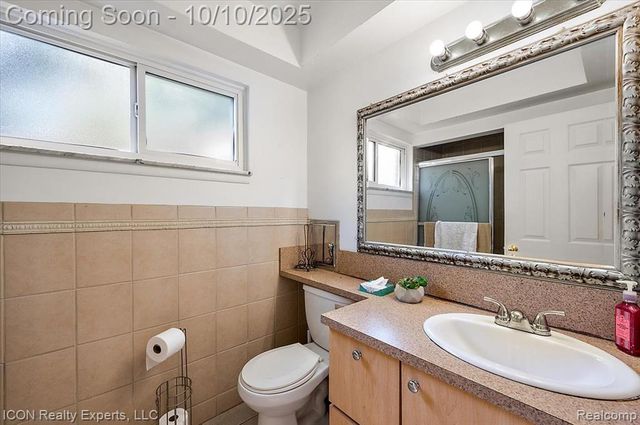 21901 Concord Street, Southfield, MI 48076