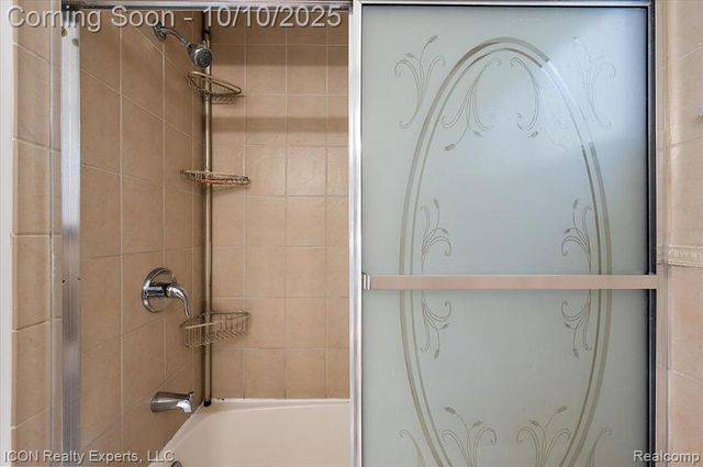 21901 Concord Street, Southfield, MI 48076