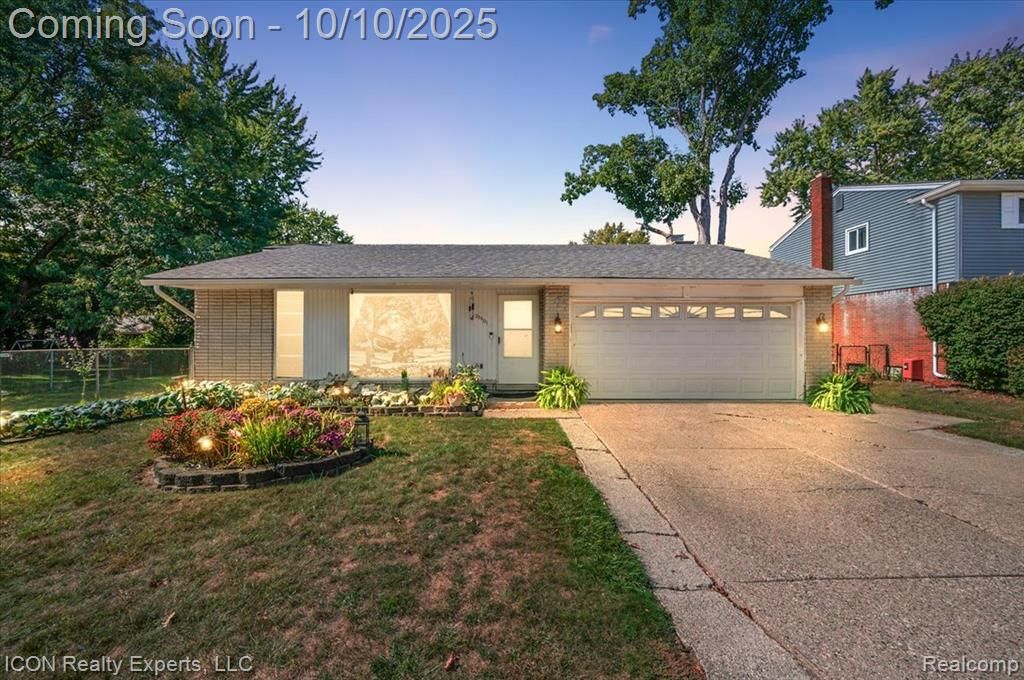 21901 Concord Street, Southfield, MI 48076
